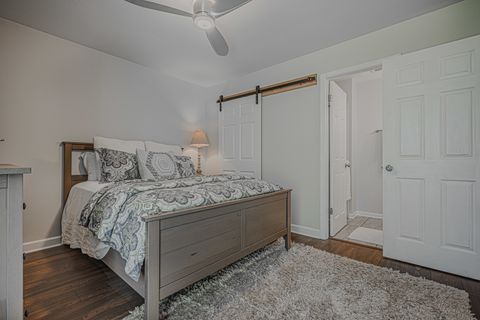 Tiny photo for 831 Garfield Avenue #C, Libertyville, IL 60048 (MLS # 12702869)