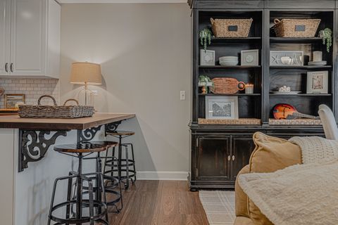 Tiny photo for 831 Garfield Avenue #C, Libertyville, IL 60048 (MLS # 12702869)