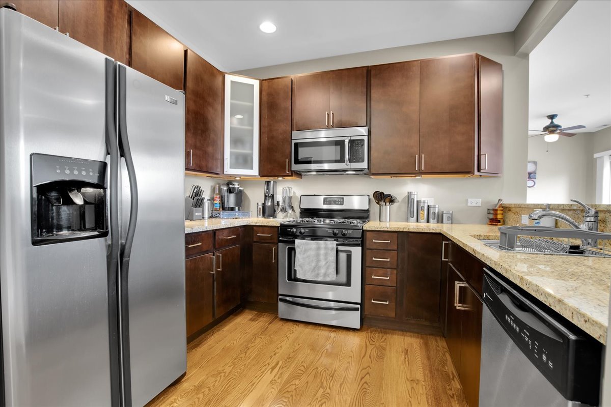 9107 Grand Avenue 3W