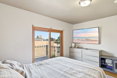 Tiny photo for 4135 S Vincennes Avenue #3N, Chicago, IL 60653 (MLS # 12754031)