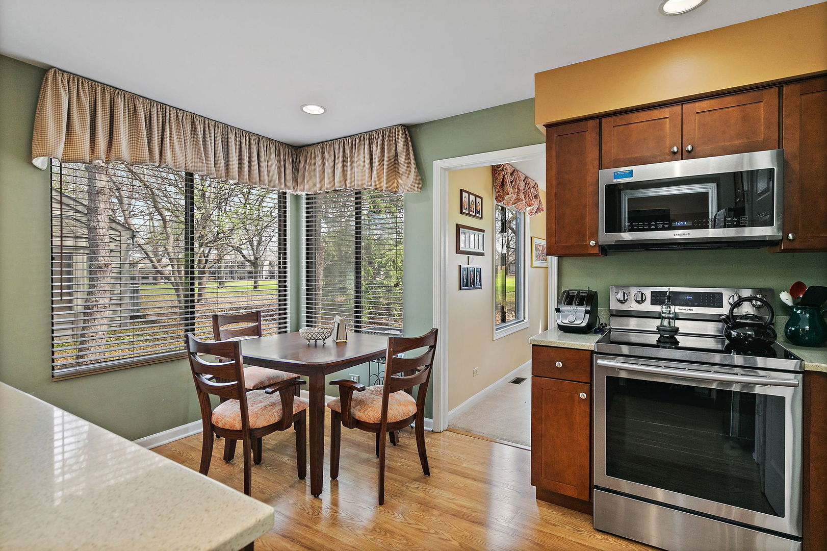 723 Golf Lane 944