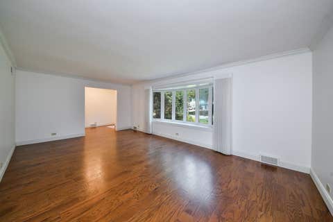 Tiny photo for 924 S Stone Avenue, La Grange, IL 60525 (MLS # 12705919)