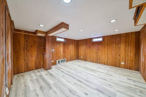Tiny photo for 924 S Stone Avenue, La Grange, IL 60525 (MLS # 12705919)