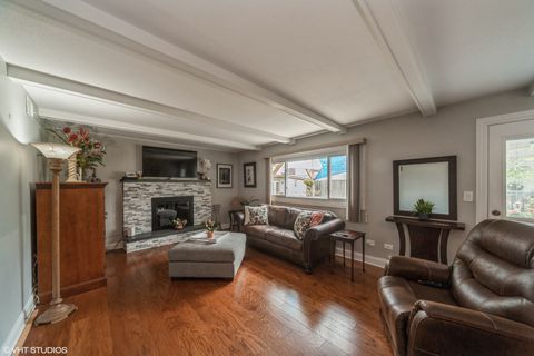 Tiny photo for 1049 Peace Drive, Wheeling, IL 60090 (MLS # 12524535)