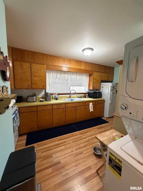 Tiny photo for 107 CARTER Drive, Metropolis, IL 62960 (MLS # EB460775)