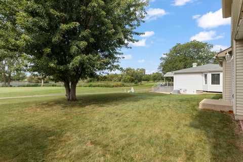 Tiny photo for 1384 President Street, Glendale Heights, IL 60139 (MLS # 12749886)