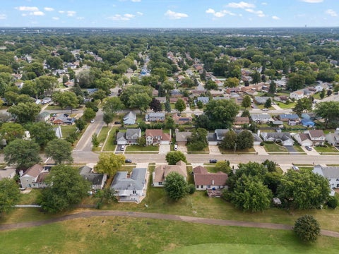 Tiny photo for 1384 President Street, Glendale Heights, IL 60139 (MLS # 12749886)