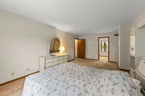 Tiny photo for 1384 President Street, Glendale Heights, IL 60139 (MLS # 12749886)