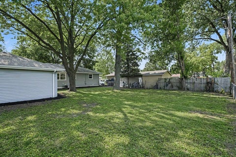 Tiny photo for 753 Westgate Drive, Aurora, IL 60506 (MLS # 12715239)