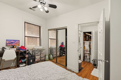Tiny photo for 903 W CORNELIA Avenue #1N, Chicago, IL 60657 (MLS # 12472330)