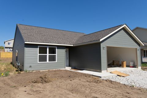 Photo of 8 Kimberly Drive, Spring Valley, IL 61362 (MLS # 12482461)