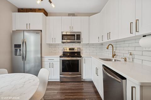 Tiny photo for 2546 W Medill Avenue, Chicago, IL 60647 (MLS # 12426944)