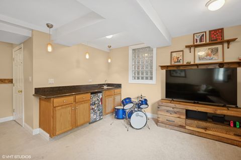 Tiny photo for 2546 W Medill Avenue, Chicago, IL 60647 (MLS # 12426944)