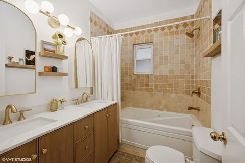 Tiny photo for 2546 W Medill Avenue, Chicago, IL 60647 (MLS # 12426944)