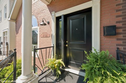 Tiny photo for 2546 W Medill Avenue, Chicago, IL 60647 (MLS # 12426944)