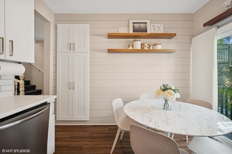 Tiny photo for 2546 W Medill Avenue, Chicago, IL 60647 (MLS # 12426944)