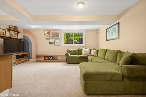 Tiny photo for 2546 W Medill Avenue, Chicago, IL 60647 (MLS # 12426944)