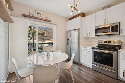 Tiny photo for 2546 W Medill Avenue, Chicago, IL 60647 (MLS # 12426944)