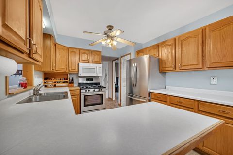 Tiny photo for 16246 S McGrath Drive, Plainfield, IL 60586 (MLS # 12673813)