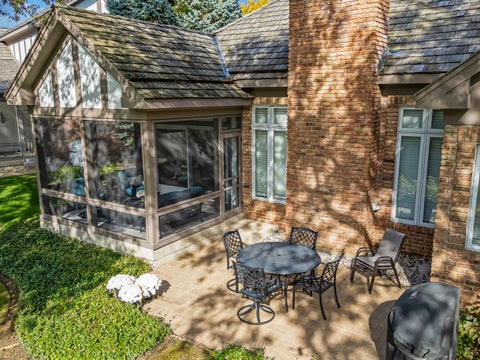 Tiny photo for 51 Chesterfield Court, Burr Ridge, IL 60527 (MLS # 12743025)
