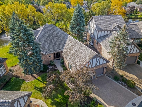 Tiny photo for 51 Chesterfield Court, Burr Ridge, IL 60527 (MLS # 12743025)