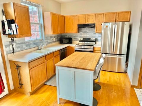 Tiny photo for 18614 W Point Drive, Tinley Park, IL 60477 (MLS # 12676085)