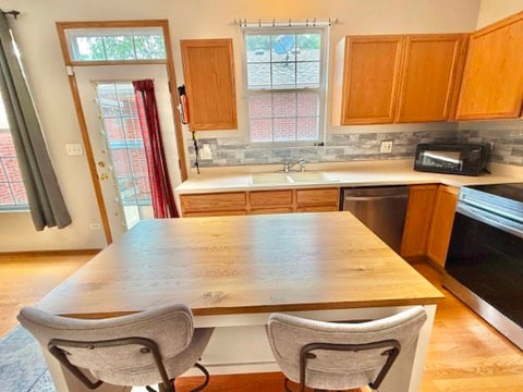 Tiny photo for 18614 W Point Drive, Tinley Park, IL 60477 (MLS # 12676085)