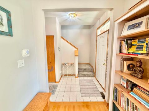 Tiny photo for 18614 W Point Drive, Tinley Park, IL 60477 (MLS # 12676085)