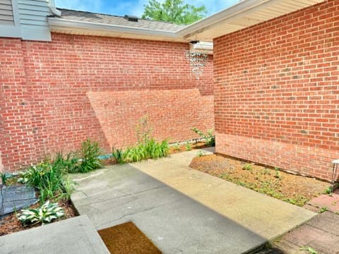 Tiny photo for 18614 W Point Drive, Tinley Park, IL 60477 (MLS # 12676085)