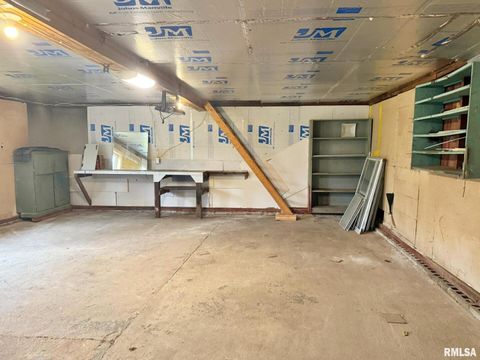 Tiny photo for 1800 MARKET Street, Metropolis, IL 62960 (MLS # EB460272)