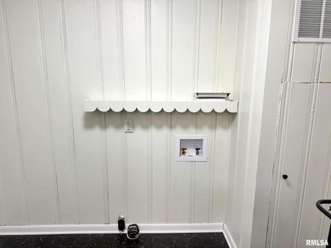 Tiny photo for 1800 MARKET Street, Metropolis, IL 62960 (MLS # EB460272)