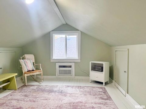 Tiny photo for 1800 MARKET Street, Metropolis, IL 62960 (MLS # EB460272)