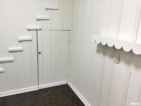 Tiny photo for 1800 MARKET Street, Metropolis, IL 62960 (MLS # EB460272)