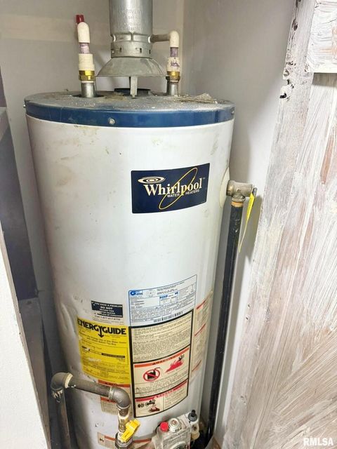 Tiny photo for 1800 MARKET Street, Metropolis, IL 62960 (MLS # EB460272)