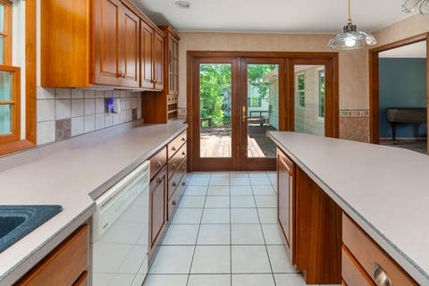 Tiny photo for 137 Peachtree Lane, Carbondale, IL 62902 (MLS # 12655885)