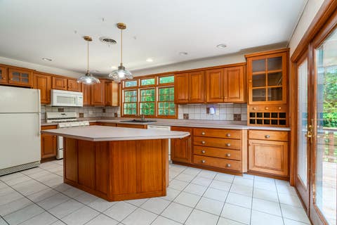 Tiny photo for 137 Peachtree Lane, Carbondale, IL 62902 (MLS # 12655885)
