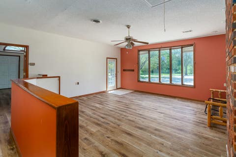 Tiny photo for 137 Peachtree Lane, Carbondale, IL 62902 (MLS # 12655885)