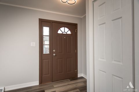 Tiny photo for 10956 S Nagle Avenue, Worth, IL 60482 (MLS # 12579886)