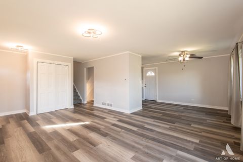 Tiny photo for 10956 S Nagle Avenue, Worth, IL 60482 (MLS # 12579886)