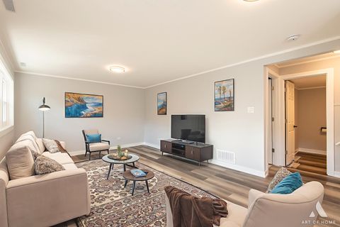 Tiny photo for 10956 S Nagle Avenue, Worth, IL 60482 (MLS # 12579886)