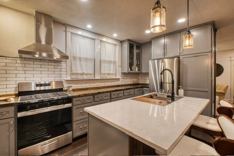 Tiny photo for 2621 N 3rd Street, Clinton, IA 52732 (MLS # 12620206)