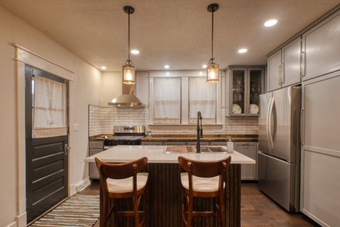 Tiny photo for 2621 N 3rd Street, Clinton, IA 52732 (MLS # 12620206)