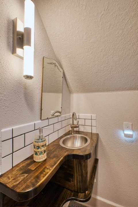 Tiny photo for 2621 N 3rd Street, Clinton, IA 52732 (MLS # 12620206)