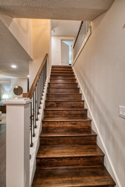 Tiny photo for 2621 N 3rd Street, Clinton, IA 52732 (MLS # 12620206)