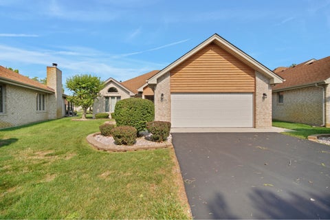 Photo of 18335 Pine Wood Lane, Tinley Park, IL 60477 (MLS # 12716851)