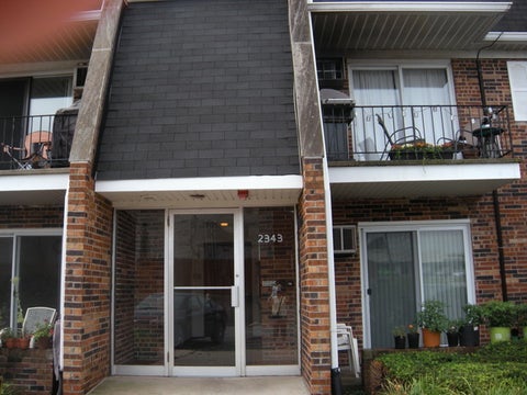 Photo of 2343 Ogden Avenue #11, Downers Grove, IL 60515 (MLS # 12744595)