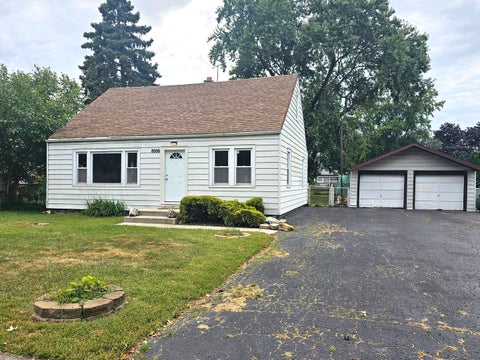 Photo of 8006 Long Avenue, Burbank, IL 60459 (MLS # 12796213)