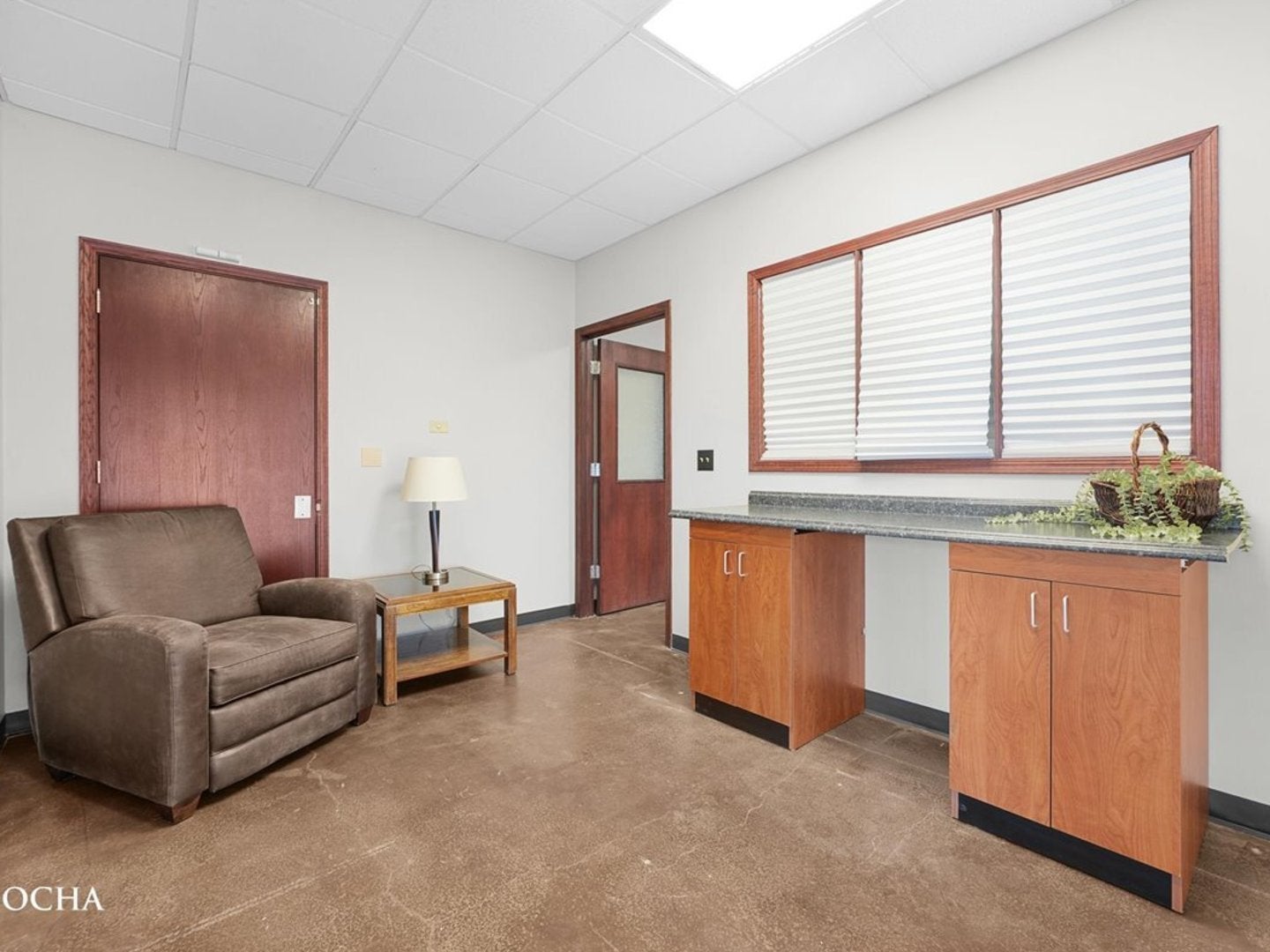 123 W Washington Street 327