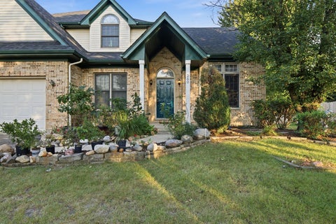 Tiny photo for 260 Tecumseh Drive, Bolingbrook, IL 60490 (MLS # 12751101)