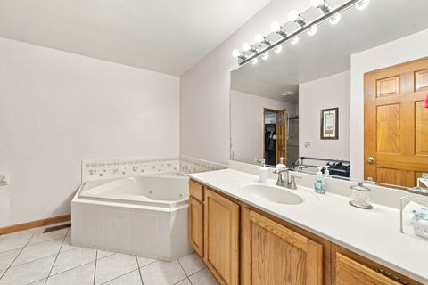 Tiny photo for 260 Tecumseh Drive, Bolingbrook, IL 60490 (MLS # 12751101)